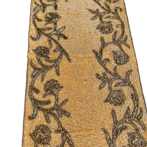 Handbestickter Tischl+ñufer Hand-Embroidered Table Runner