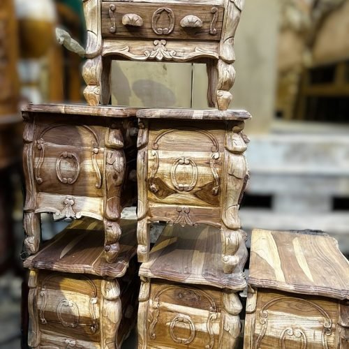 Handgeschnitzter Nachttisch Kommode Vintage-Stil Carved Bedside Table Drawers