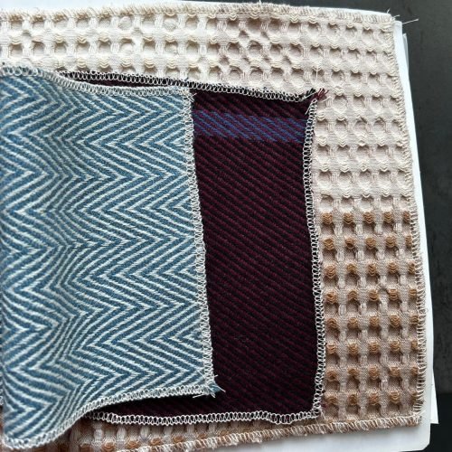 Verschiedene Wollstoffmuster Different Wool fabric samples_b