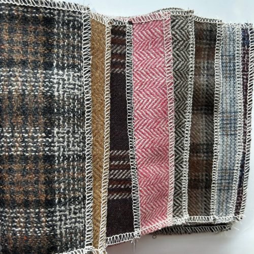 Verschiedene Wollstoffmuster Different Wool fabric samples_c