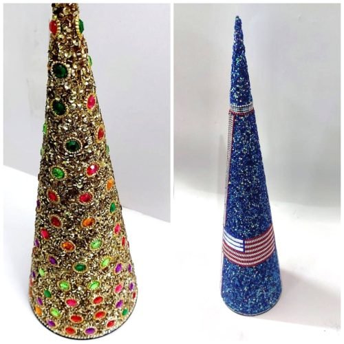 Weihnachtsbäume Kegelform Perlen Stickereien Cone Tree Beads & Embroidery